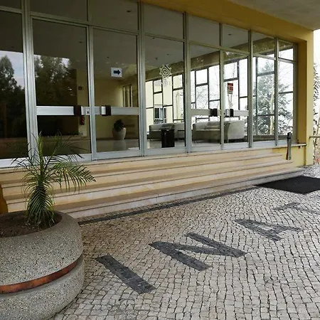 Отель Inatel Санта-Мария-да Фейра