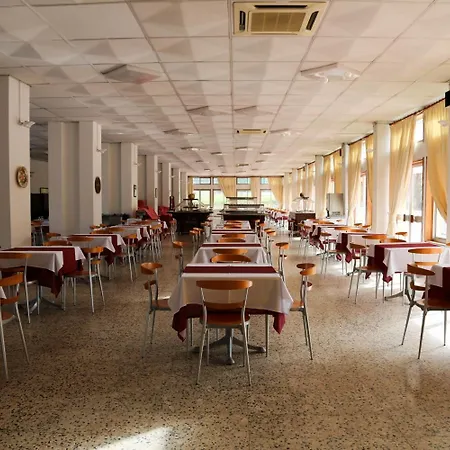 Inatel Отель Санта-Мария-да Фейра